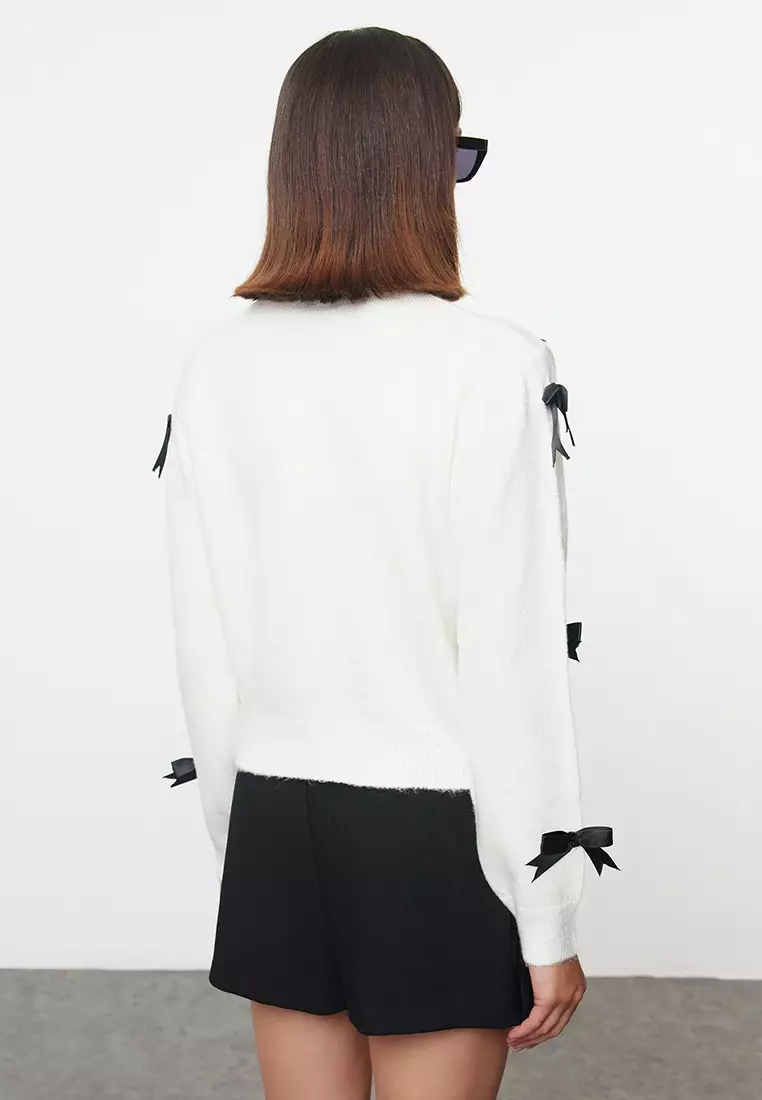 Ecru Soft Texture Ribbon/Bow Detailed Knitwear Sweater Twoaw25Kz00155
