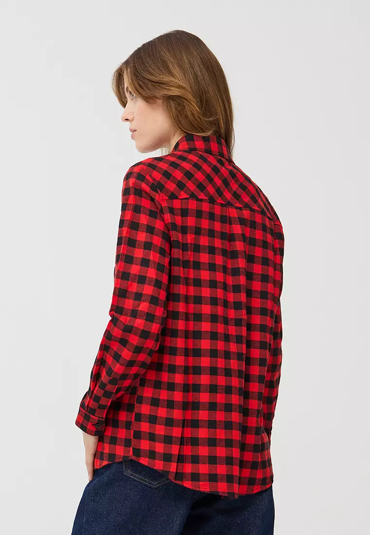 Woman Long-Sleeved Shirt