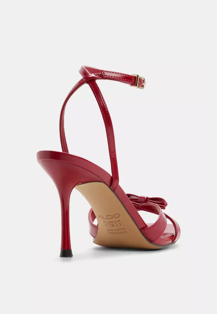 Leesia Heels