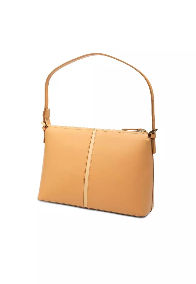 Pre-Loved Burberry Leather Shoulder Bag
