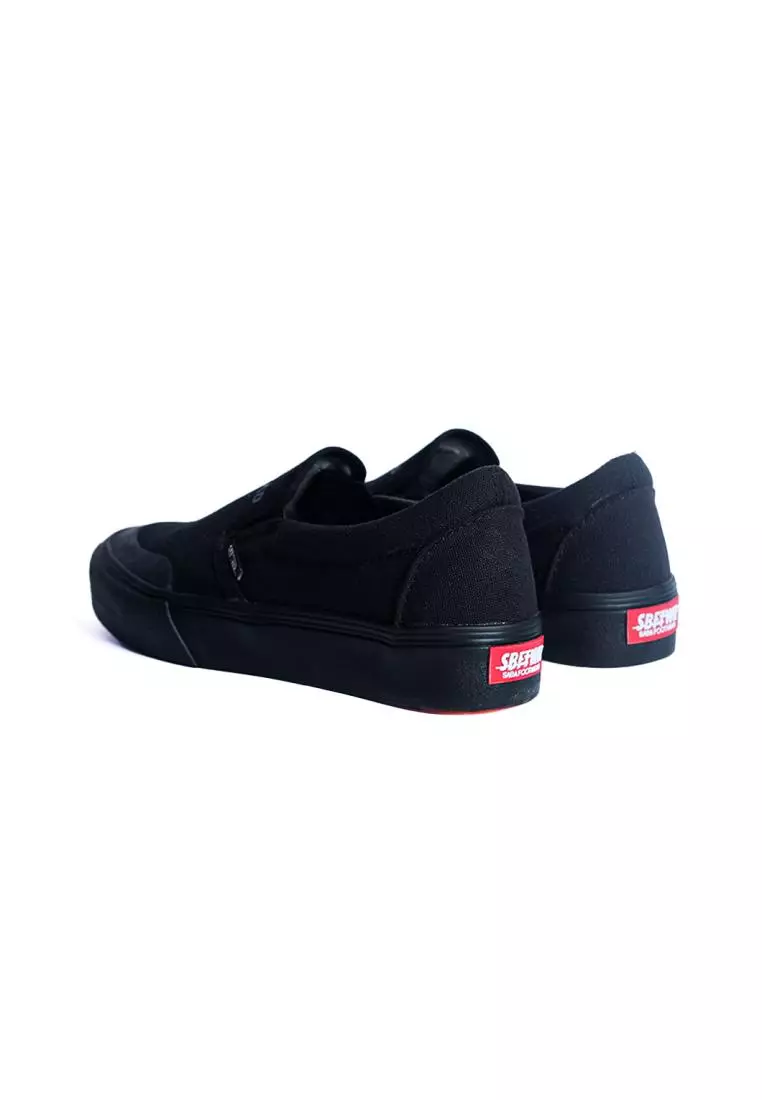 SABA Slip On Uplocgs All Black- Sepatu Sneakers Casual Pria Wanita