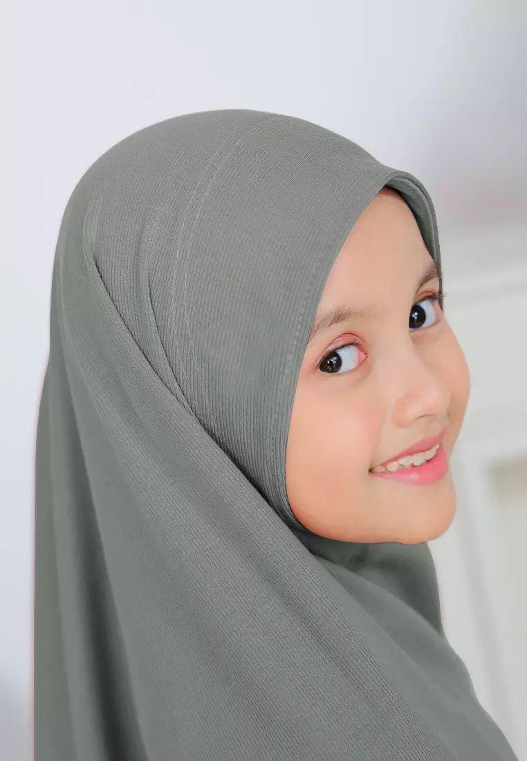 Cotton Bee - Miley Knit Bergo | Hijab Instan Anak - Sage Green