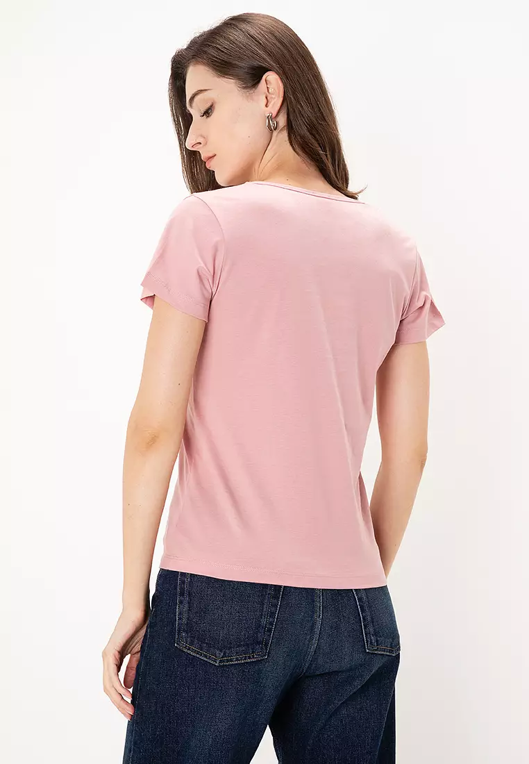 V-neck t-shirt with love birds logo