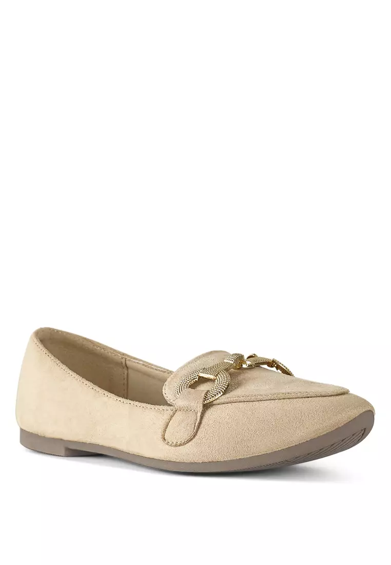 Sepatu Loafer Fleksibel Detail Horsebit dalam Warna Krem