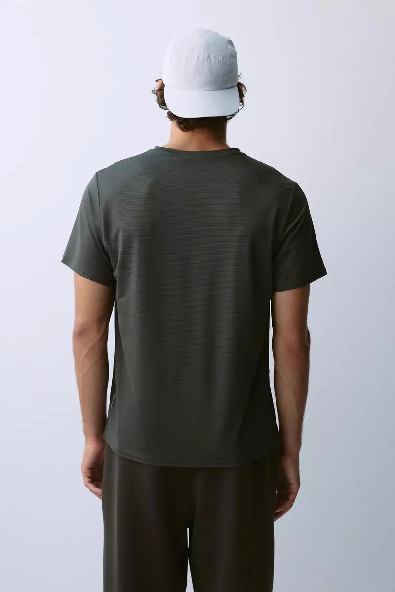 Mesh sports T-shirt with DryMove™