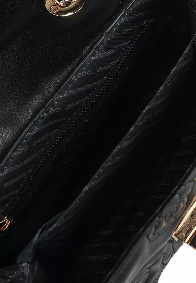 Adwiegan Crossbody Bag