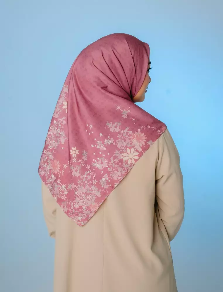 ZANIAH Scarf Tropical Pink - Kerudung Hijab Segiempat Motif With Pouch Ziplock - Bahan Poly Fine - Ukuran 110x110