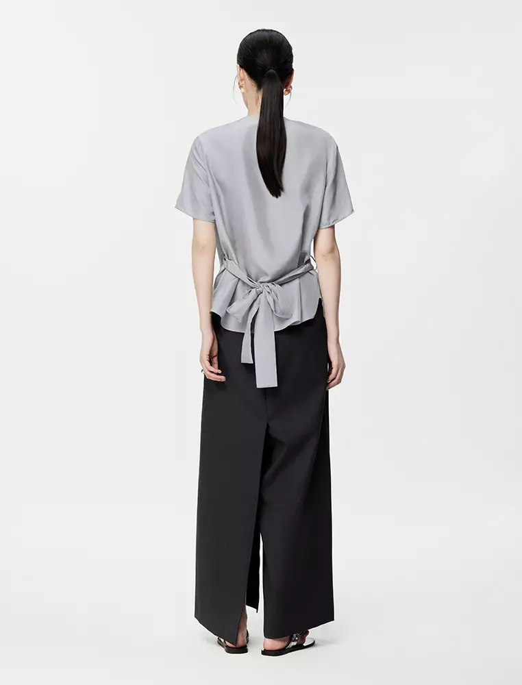 V-Neck Twist Knot Short Sleeve Shirt