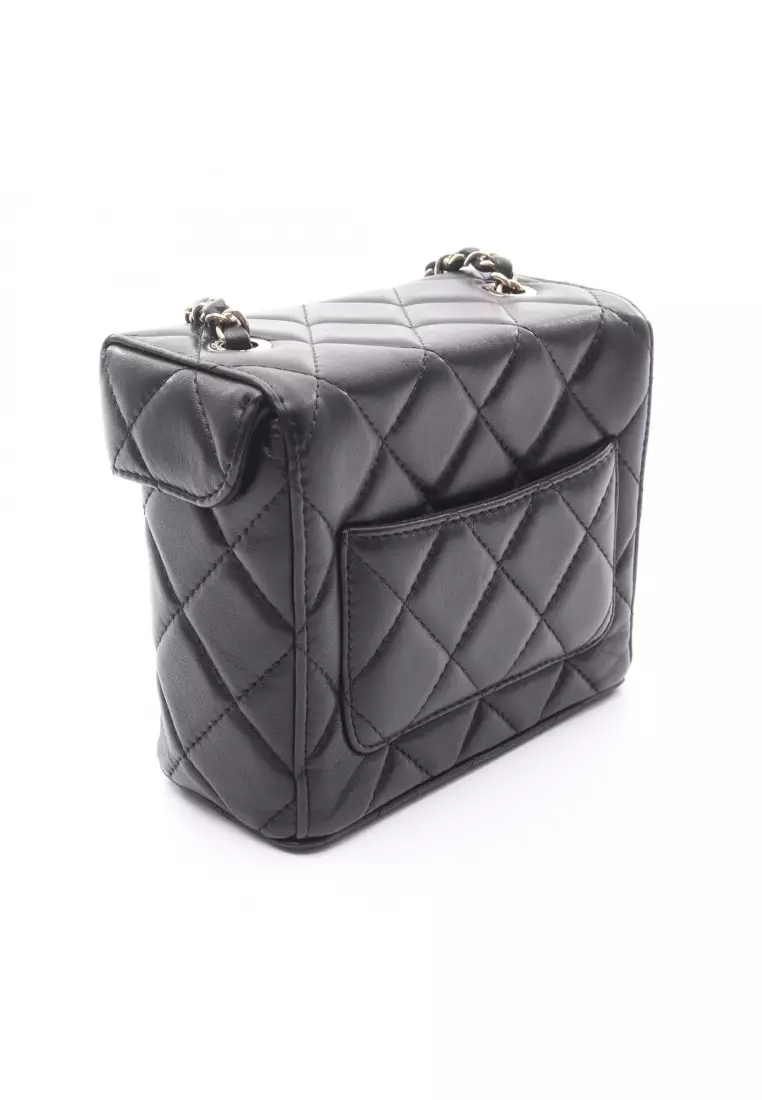 Pre-Loved Chanel matelasse Small Box chain shoulder bag lambskin black gold hardware