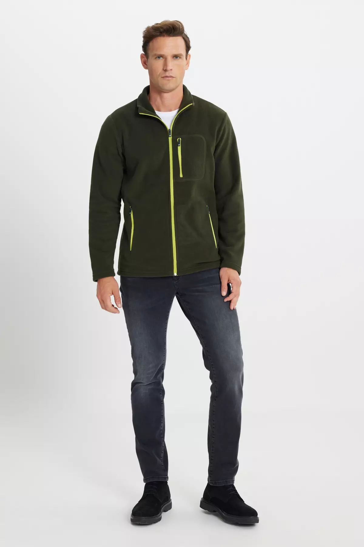 Men'S Khaki Standard Fit Regular Cut Stand Collar Pocket Zipper Cold Proof Sweatshirt Fleece Jacket
