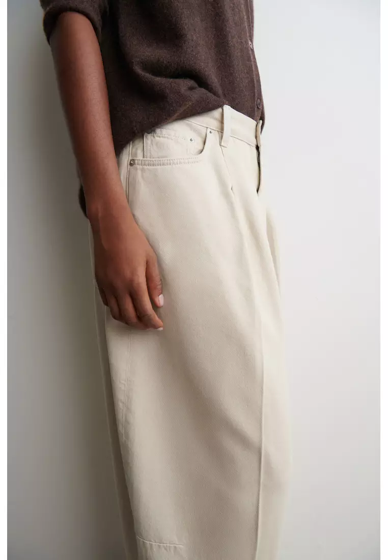 TWINE BARREL-LEG JEANS