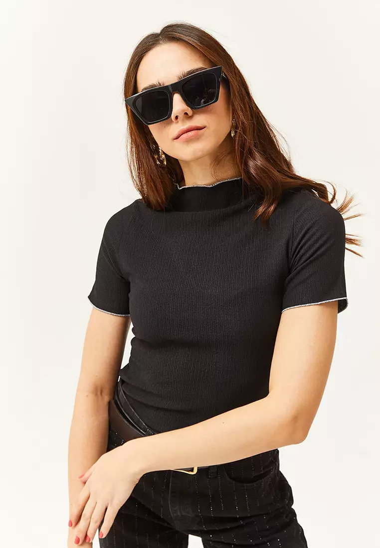 Overlock Knitted Top
