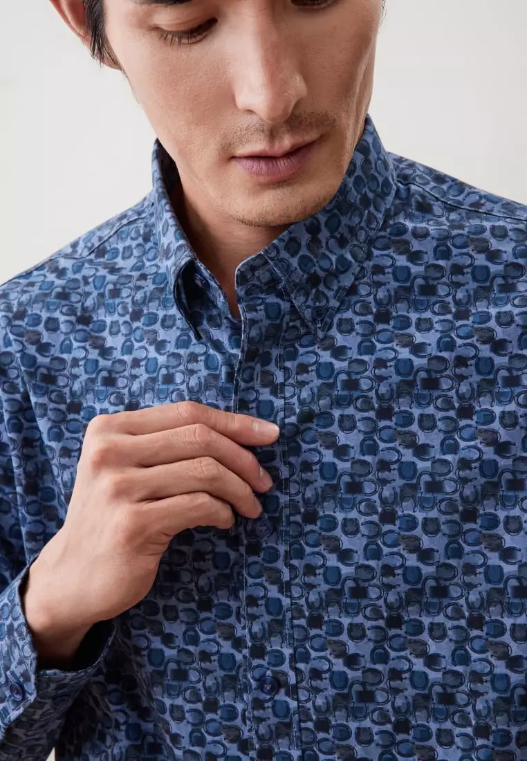 G2000 Wrinkle-Free Horseshoe Digital Print Comfort Fit Twill Casual Shirt