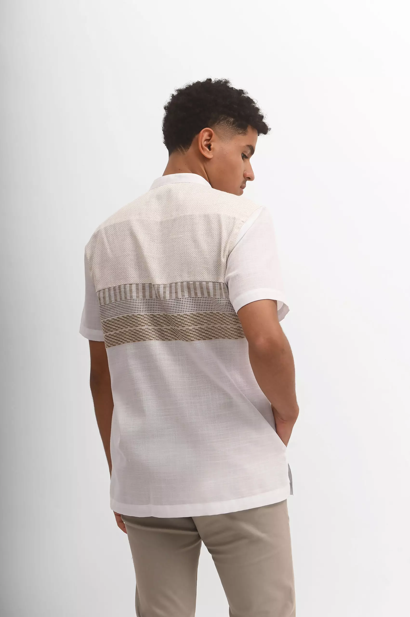 MANZONE Kemeja Koko Pria Lengan Pendek GHUFRON - WHITE