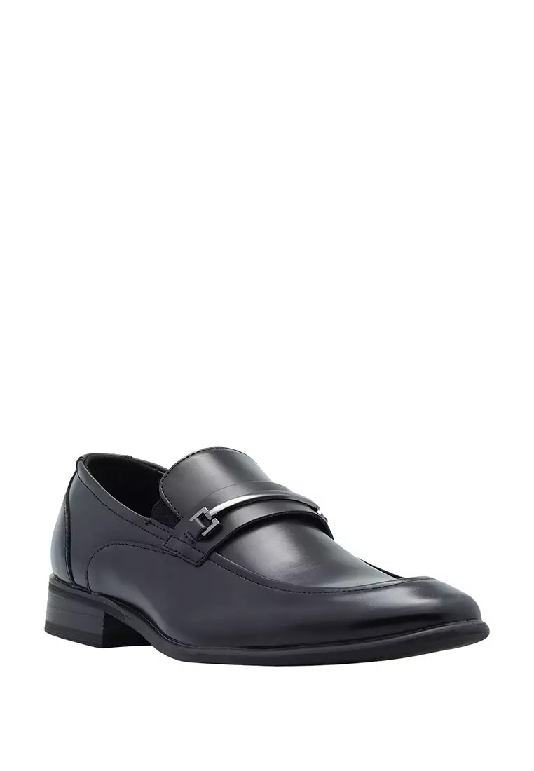 Discount on Kenneth Cole  shoes - SKU: Tanner Buckle Slip On