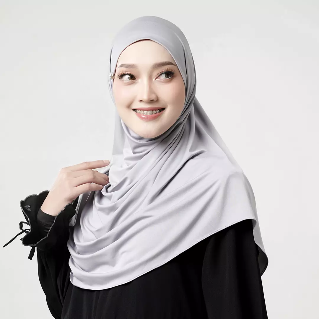 Rabbani - Kerudung Instan Muslim Wanita Dewasa Shila - Silver