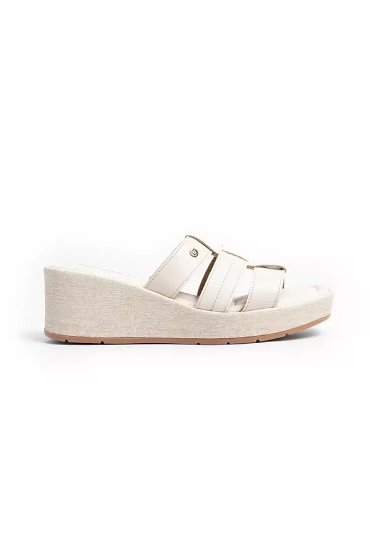 Discount on Piccadilly  shoes - SKU: Women's P580 Liliane Wedges