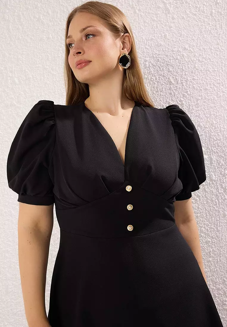 Black Finike Woven Plus Size Dress