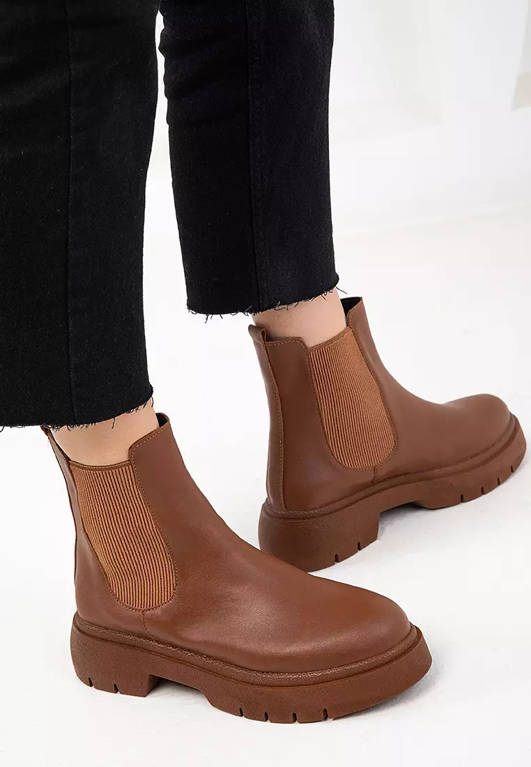 Discount on Soho  shoes - SKU: Classic Chelsea Boots