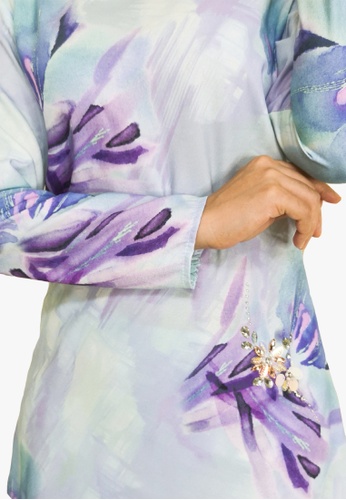 Buy Kurung Moden Print Floral from Zoe Arissa in Blue and Purple only 139