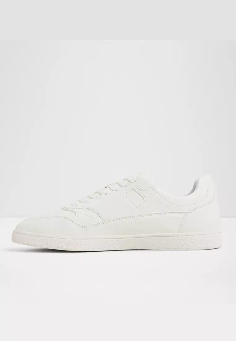 Curtis Low-Top Sneakers