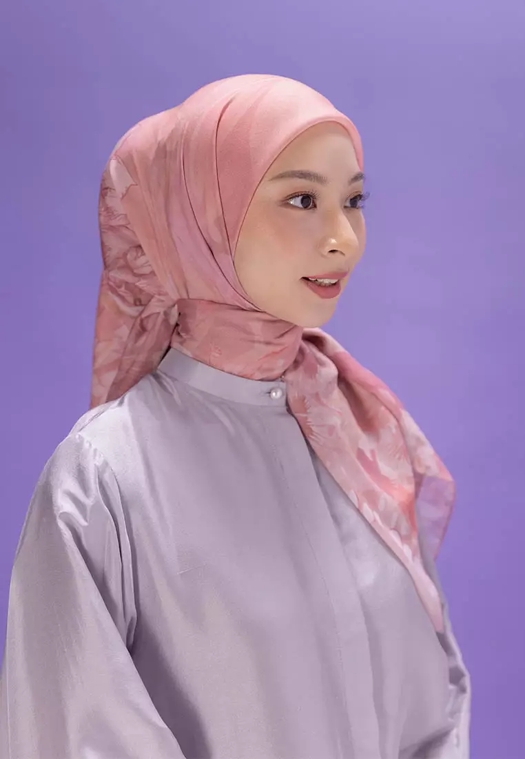 Ria Miranda Coral Alira Scarf