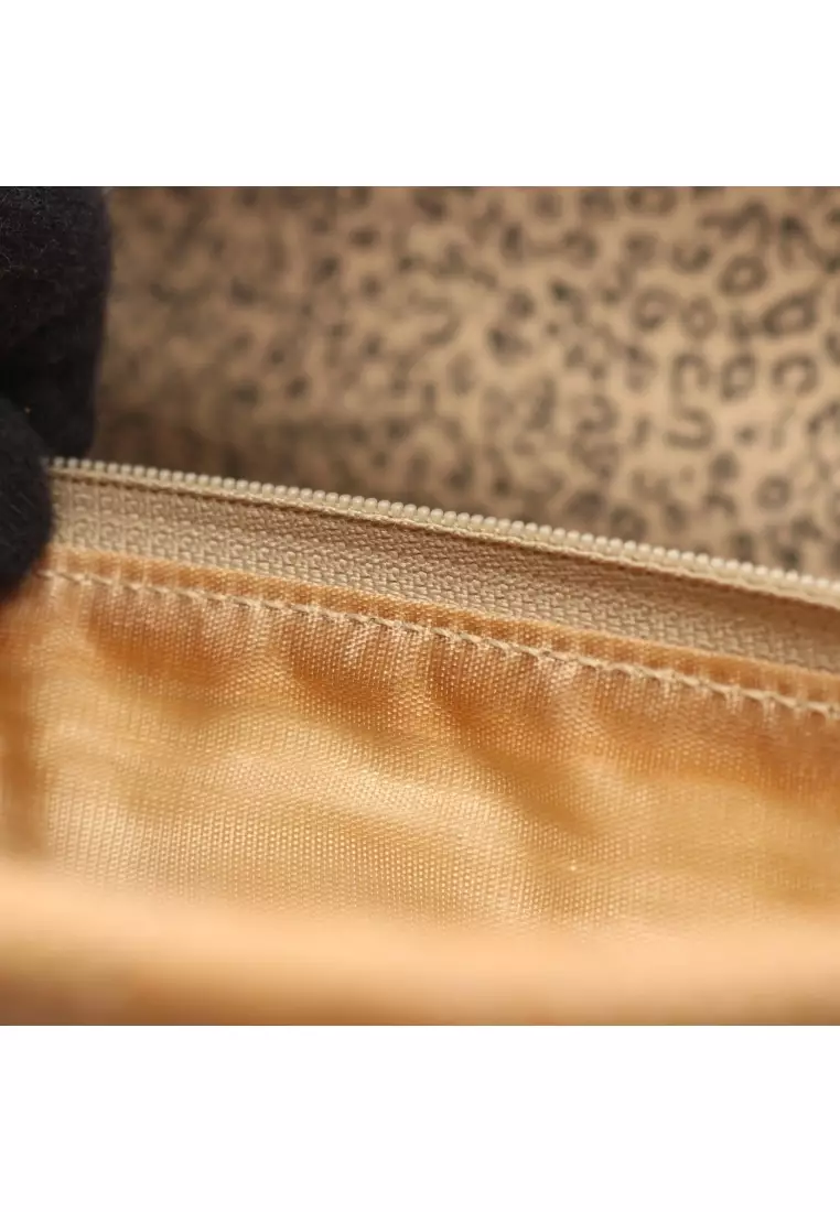 Pre-Loved Cartier panthère Handbag leather beige