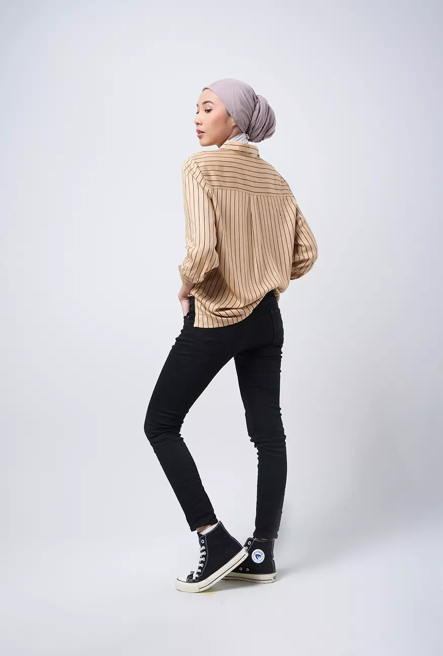 Kemeja Wanita Carissa Khaki Black