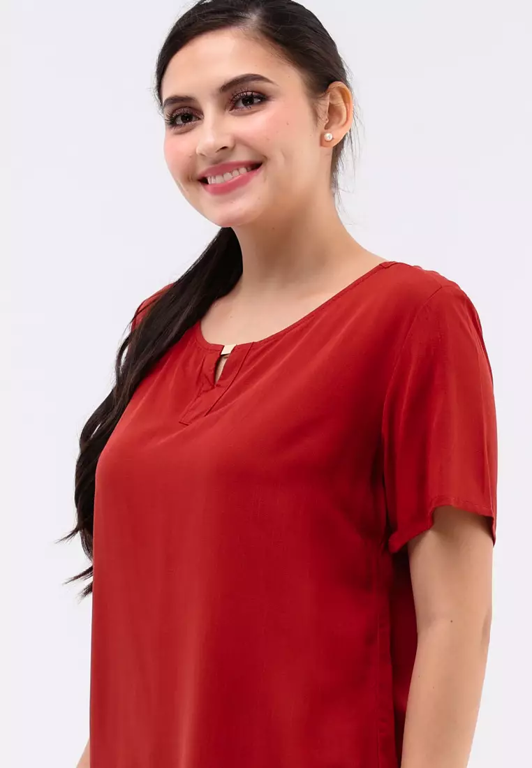 Short Sleeves Round Neck Blouse