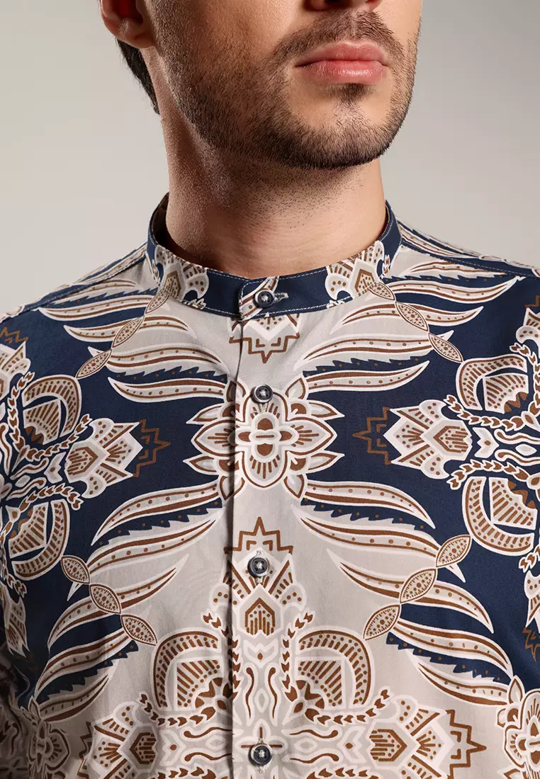 MOC Kemeja Koko Lengan Panjang Pria Modern Fit PRABARA - BEIGE