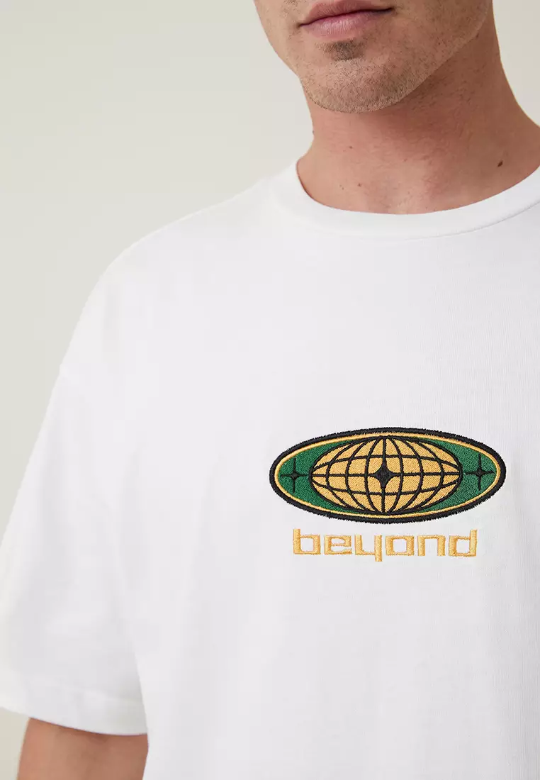 Box Fit Graphic T-Shirt