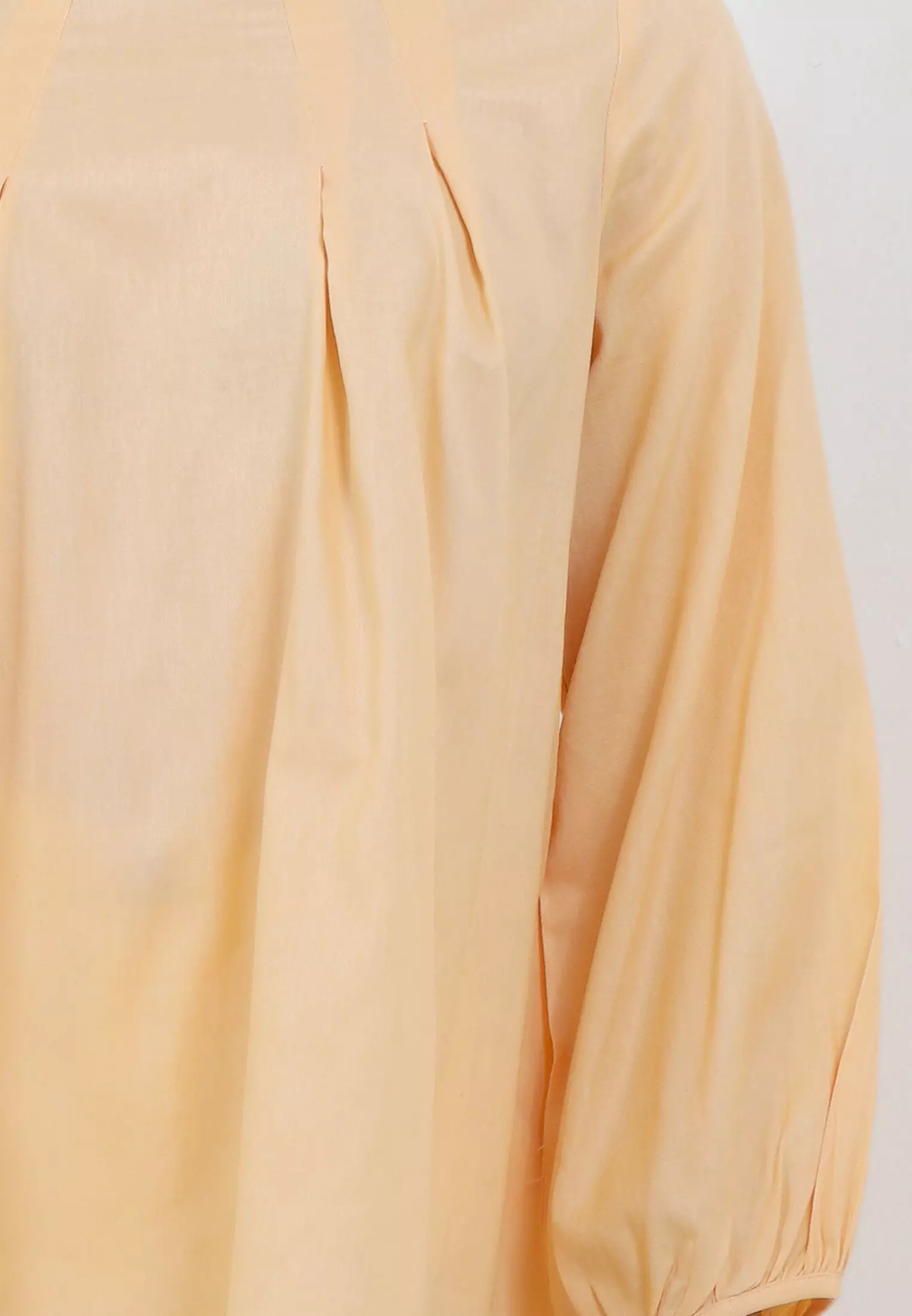 MFMW Lexima Atasan Blouse Cream
