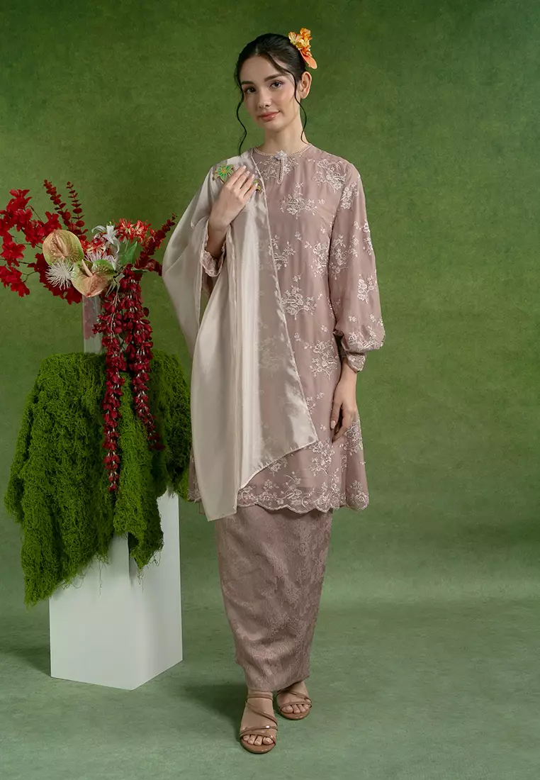 Mikaela Kurung Labuh with Shawl Set