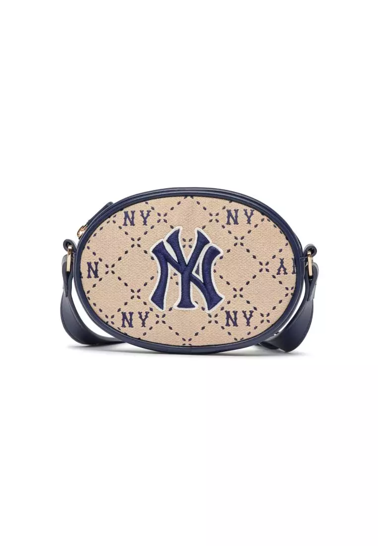 Mlb purses hotsell