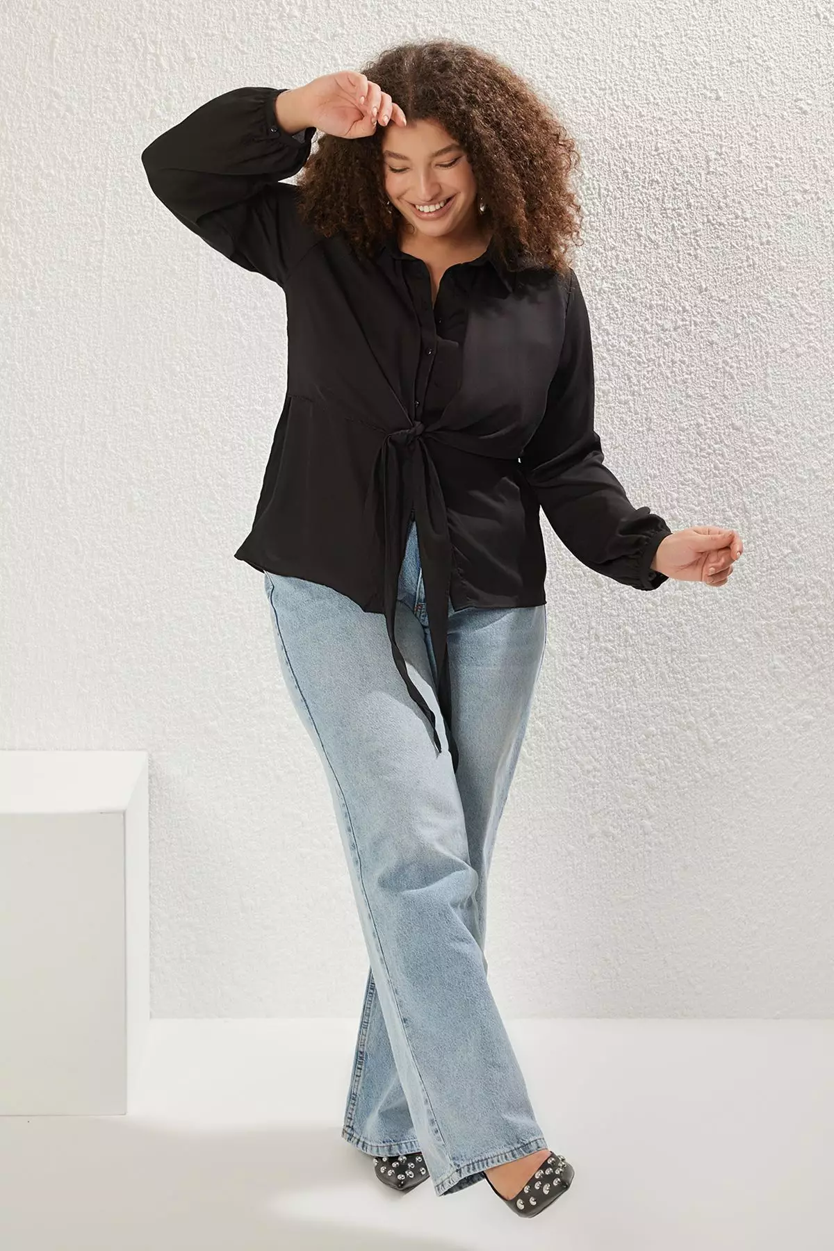 Plus Size Waist Tie Detailed Shirt