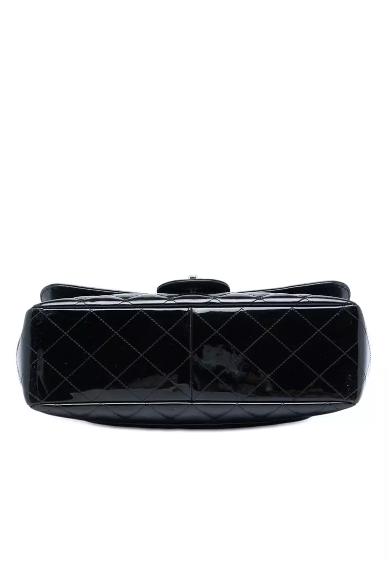 Pre-Loved Chanel Jumbo Classic Patent Single Flap