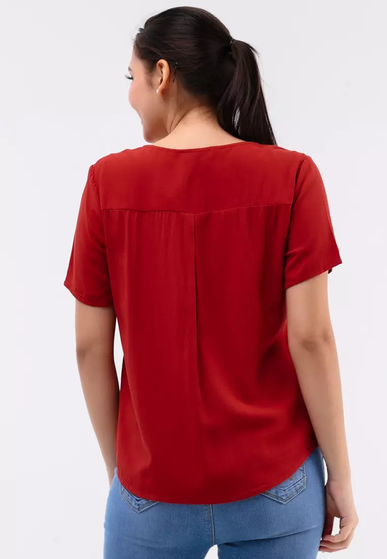 Short Sleeves Round Neck Blouse