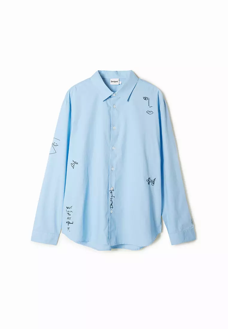 Desigual Man Shirt with embroidered details.
