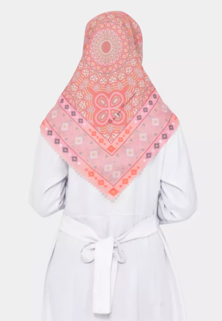 Hijab Motif Ethnic Gorontalo Segiempat Lasercut - Dubai Fontane