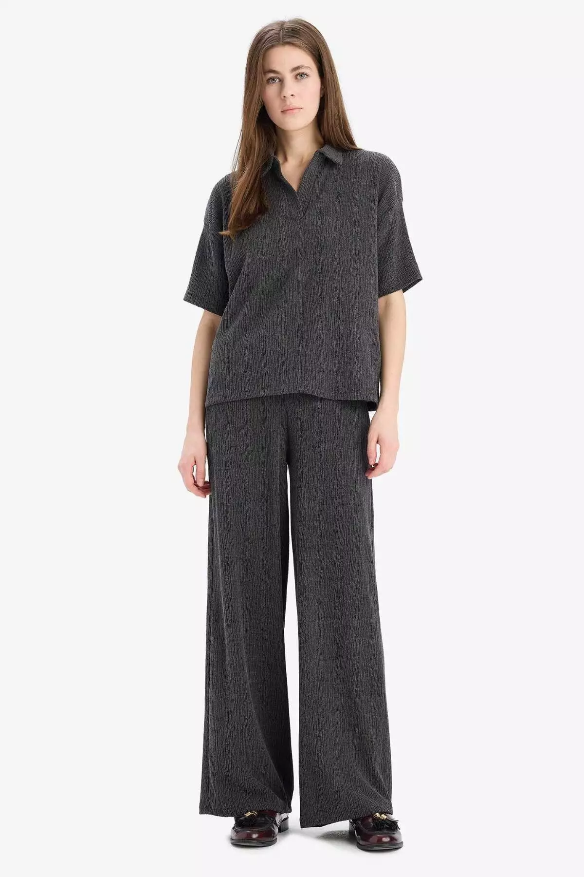 Wide Leg Wide Loose Leg Wrinkle Pants E3232Ax25Sp