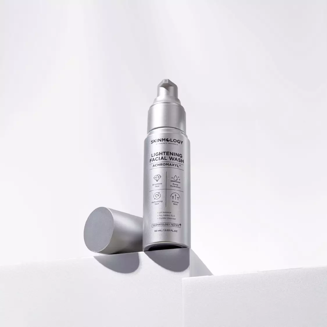 Skinmology Lightening Facial Wash (60ml)