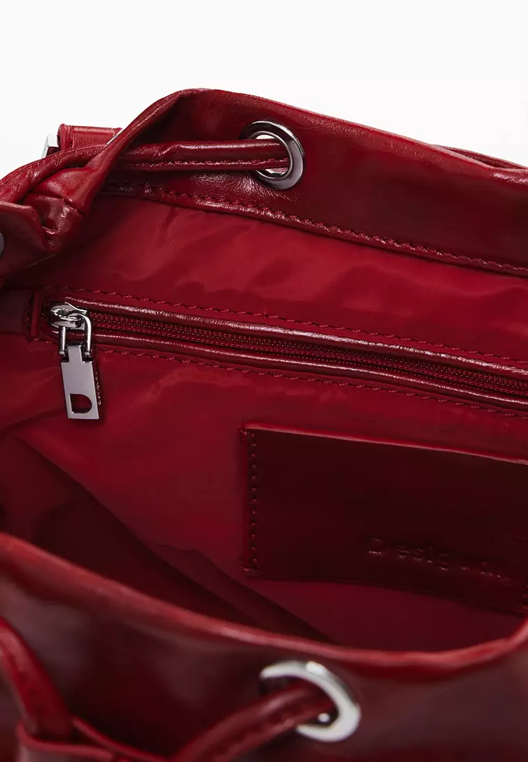 Small backpack with bow