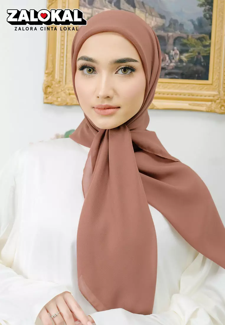 Polly Cotton (Hijab Segiempat Bella Square) Amber