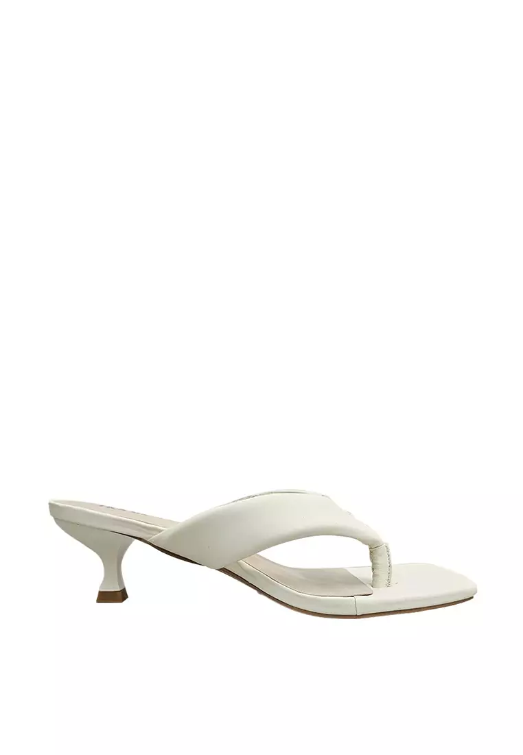 Discount on Fioni  shoes - SKU: Women's Karen Low Heel