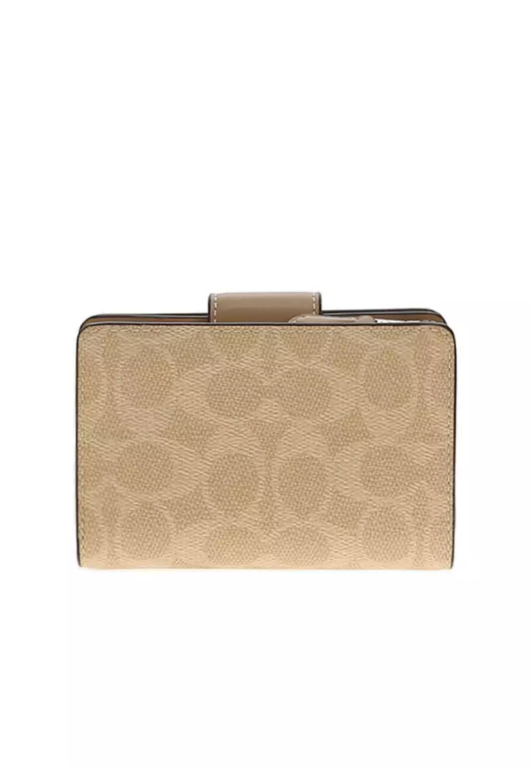 Medium Corner Zip Wallet In Signature Canvas Cw786