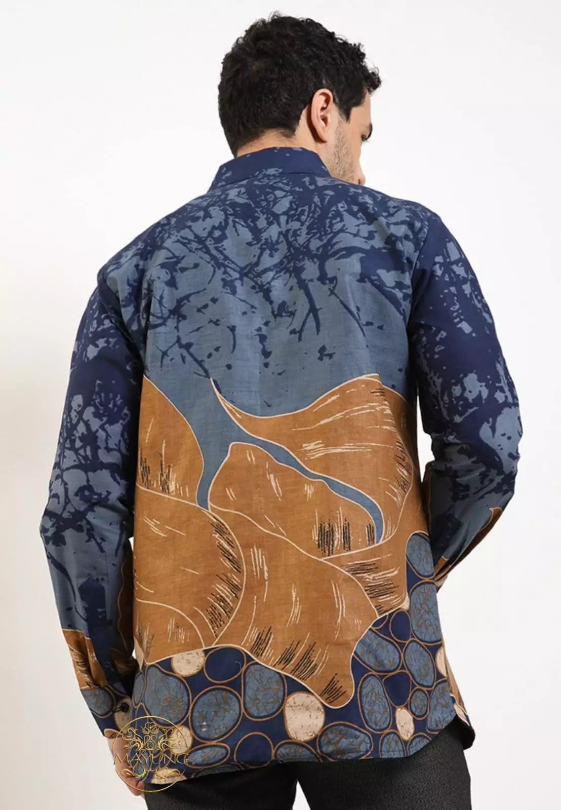 Sakawuni Kemeja Batik Pria Premium Slimfit Modern Lengan Panjang