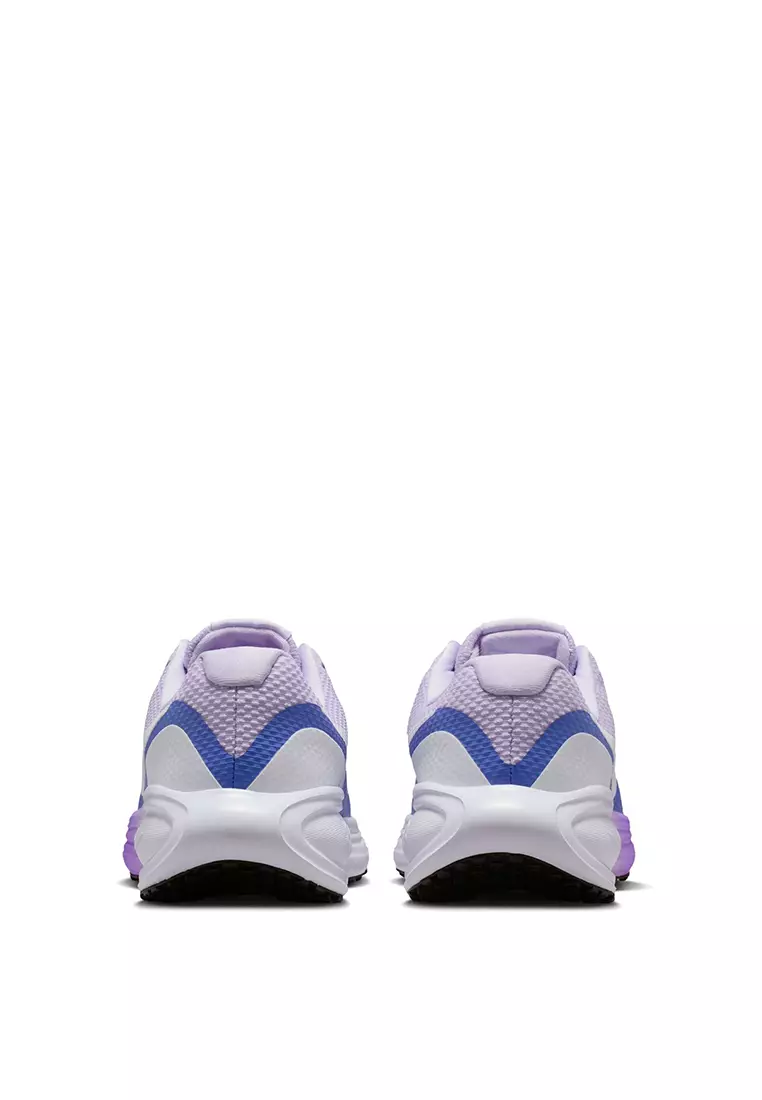 Nike Revolution 8