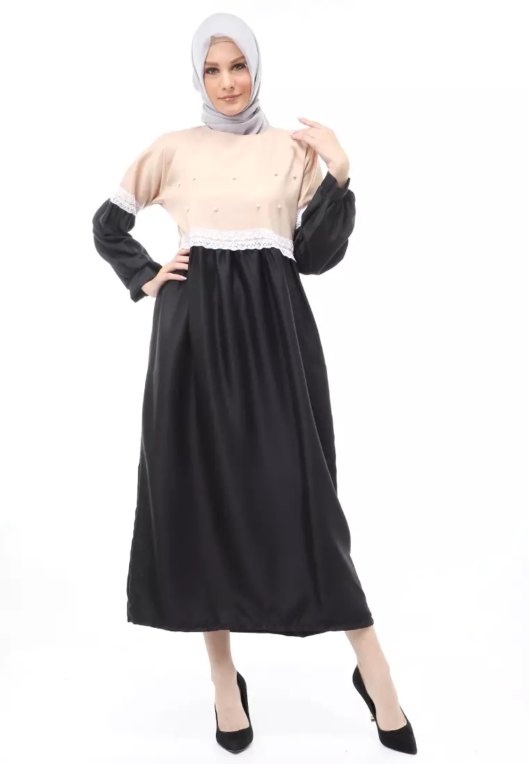 Sarinah Gamis Muslimah Panjang Atasan Wanita Motif Mutiara Regular Fit - Black