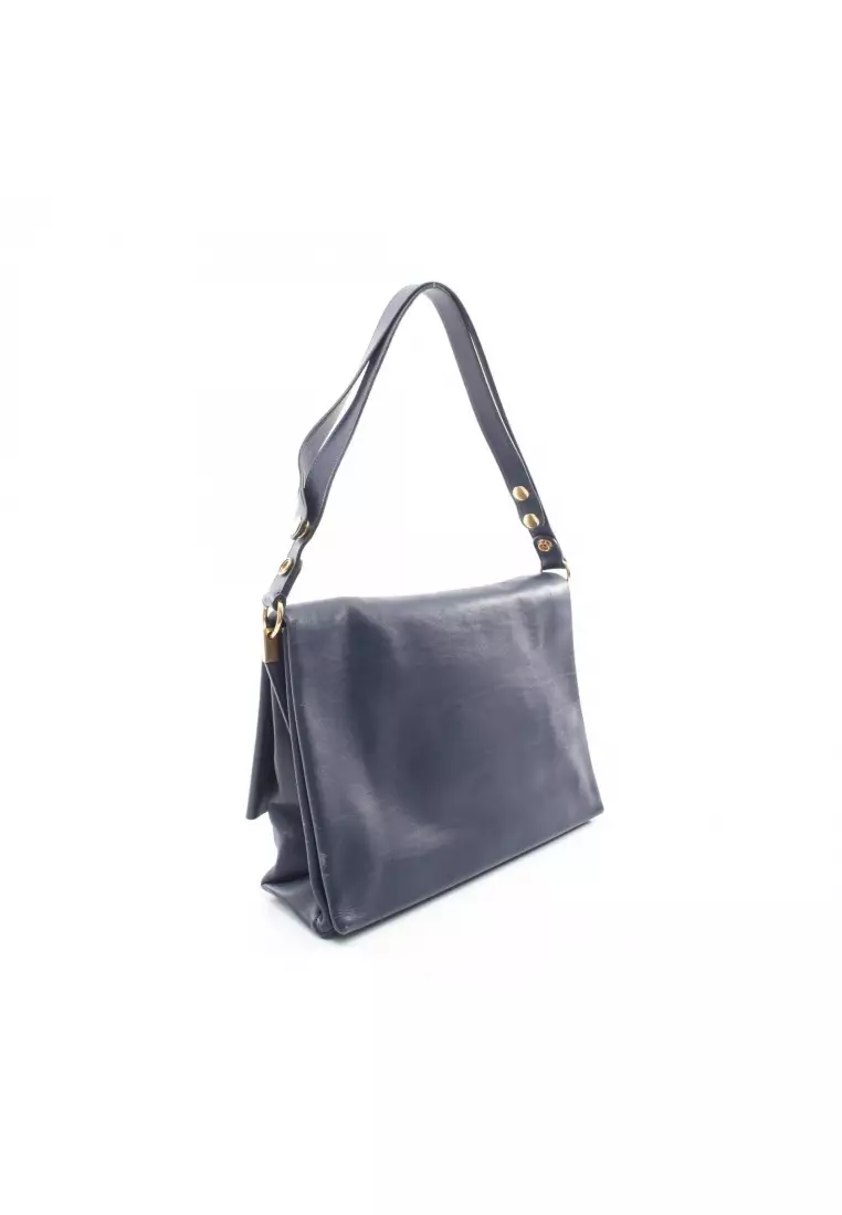 Pre-Loved Celine blade Shoulder bag leather Navy