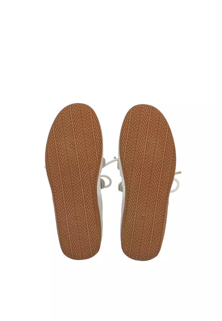 Beige The Carnaby Sneakers